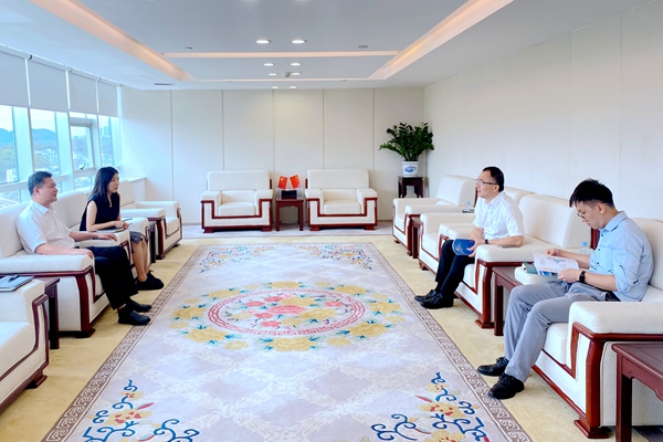 中小擔(dān)保與進(jìn)出口銀行廣西分行、郵儲(chǔ)銀行廣西區(qū)分行洽談業(yè)務(wù)合作